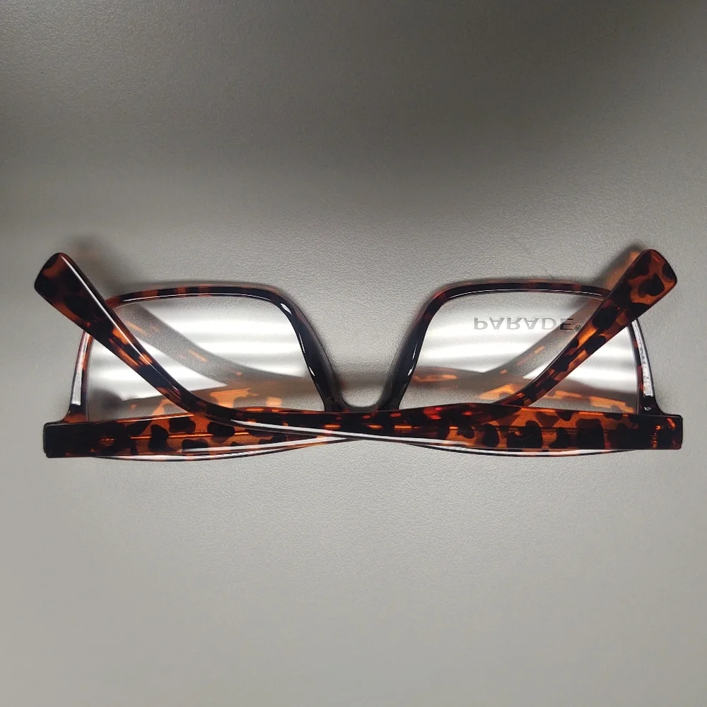Plastic tortoise shell frame - Picture 3 of 7
